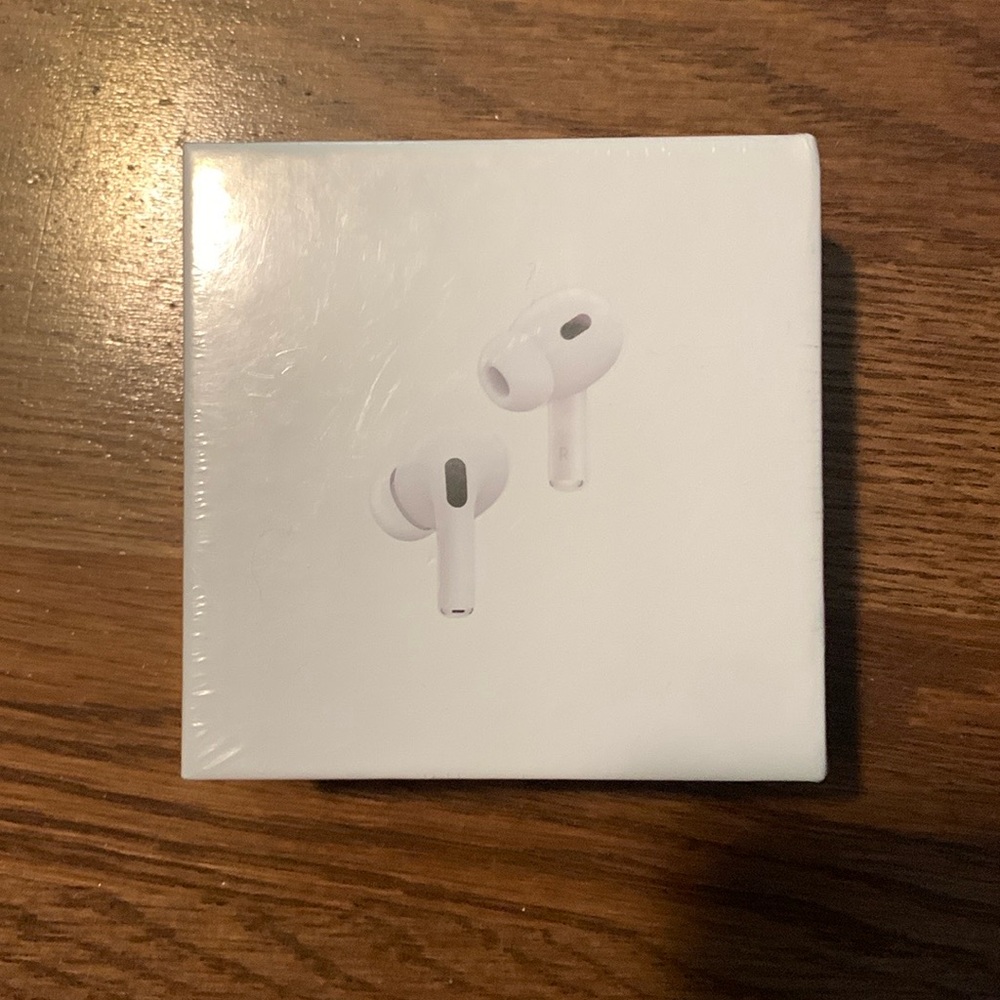 Wireless earbuds NWT
